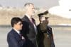 Fotografía cedida por Casa de Su Majestad el Rey que muestra al rey Felipe VI (c) a su llegada al aeropuerto internacional Alfredo Rodríguez Ballón este martes, en Arequipa (Perú). EFE/ Casa de Su Majestad el Rey