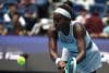 La estadounidense Coco Gauff, en un momento de su semifinal ante su compatriota Amanda Anisimova, en el Abierto de China. EFE/EPA/ANDRES MARTINEZ CASARES
