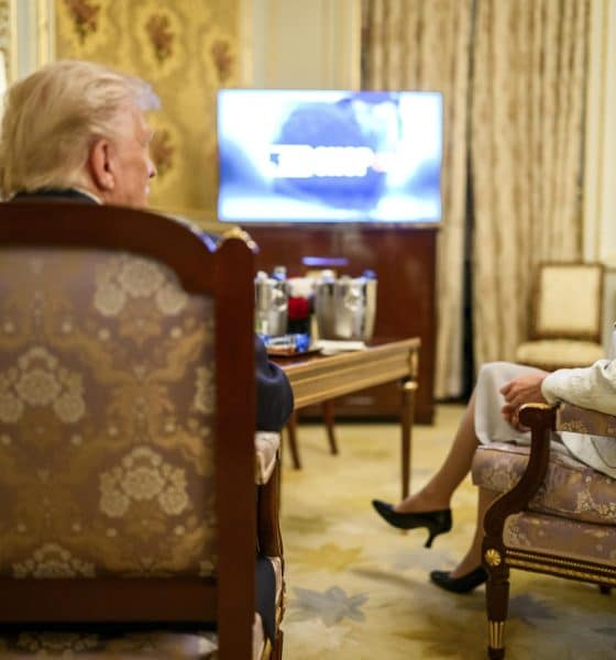 La cumbre entre el presidente de Estados Unidos, Donald Trump, y la nueva primera ministra de Japón, Sanae Takaichi, empezó unos minutos tarde este martes porque ambos se encontraban viendo un partido de béisbol en el que participa el jugador japonés Shohei Ohtani. EFE/ Cuenta oficial de la red X de la Casa blanca // SOLO USO EDITORIAL/SOLO DISPONIBLE PARA ILUSTRAR LA NOTICIA QUE ACOMPAÑA (CRÉDITO OBLIGATORIO)