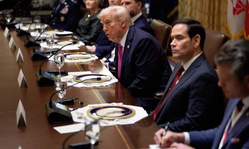 EFE/EPA/AARON SCHWARTZ / POOL