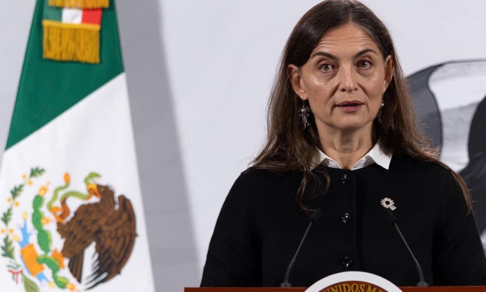 Fotografía cedida por la presidencia de México que muestra a la subsecretaría de Desarrollo Cultural de la Secretaría de Cultura de México, Marina Núñez Bespalova, hablando en una rueda de prensa este viernes, en el Palacio Nacional de Ciudad de México (México). EFE/ Presidencia de México /SOLO USO EDITORIAL/ NO VENTAS/ SOLO DISPONIBLE PARA ILUSTRAR LA NOTICIA QUE ACOMPAÑA (CRÉDITO OBLIGATORIO)