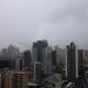Fotografía que muestra las condiciones climáticas de lluvia ayer lunes, en Ciudad de Panamá (Panamá). EFE/Carlos Lemos