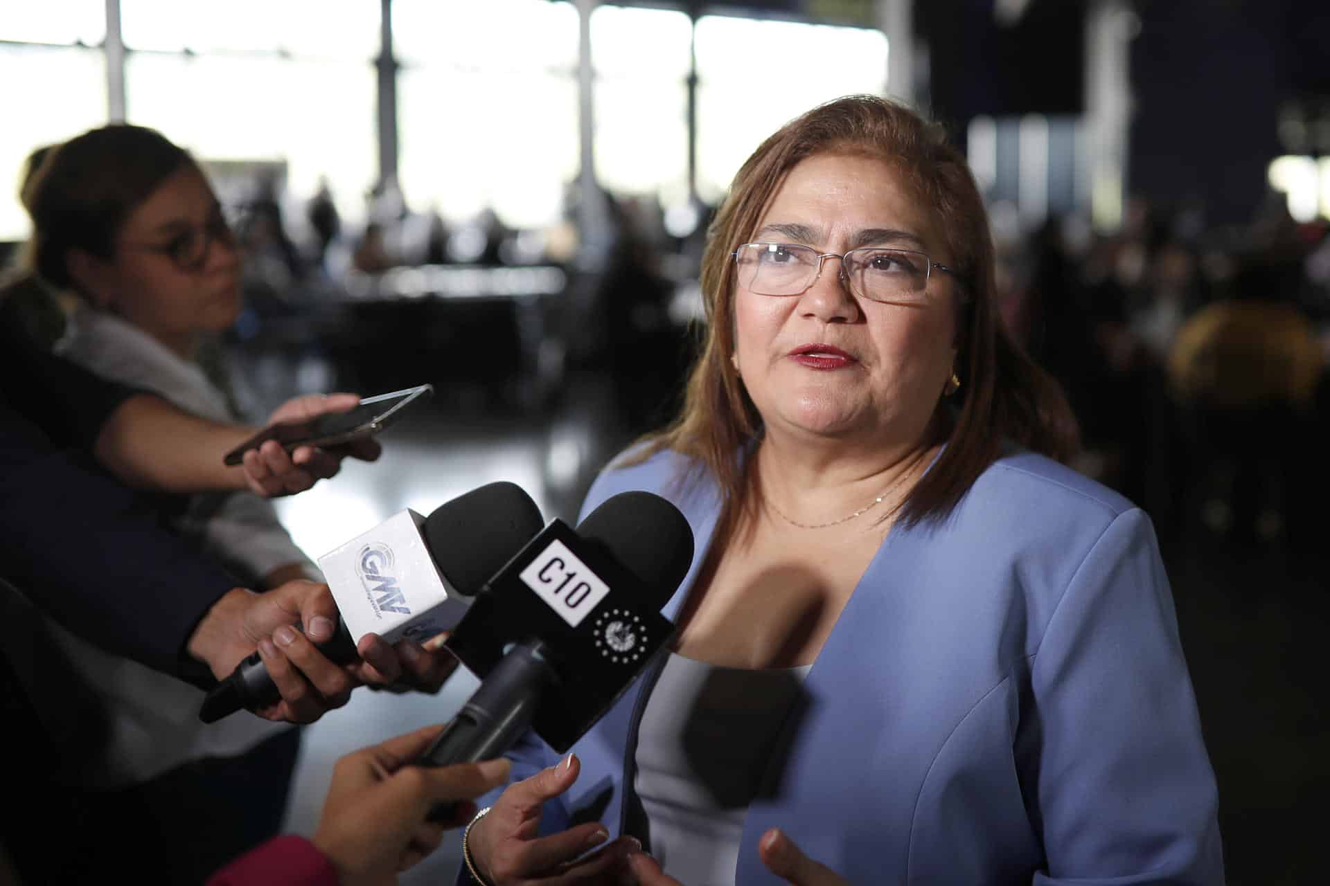 Fotografía de archivo de la procuradora de derechos humanos de El Salvador, Raquel Caballero, en Nuevo Cuscatlán (El Salvador). EFE/ Rodrigo Sura