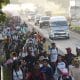 Migrantes caminan en caravana en el municipio de Tapachula en Chiapas (México). Imagen de archivo. EFE/Juan Manuel Blanco