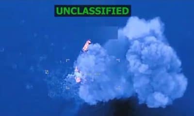 Captura de pantalla de un video publicado en la cuenta oficial de la red social X @SecWar del secretario del Departamento de Defensa estadounidense, Pete Hegseth que muestra un ataque contra una embarcación en aguas del mar Caribe. EFE/ @SecWar