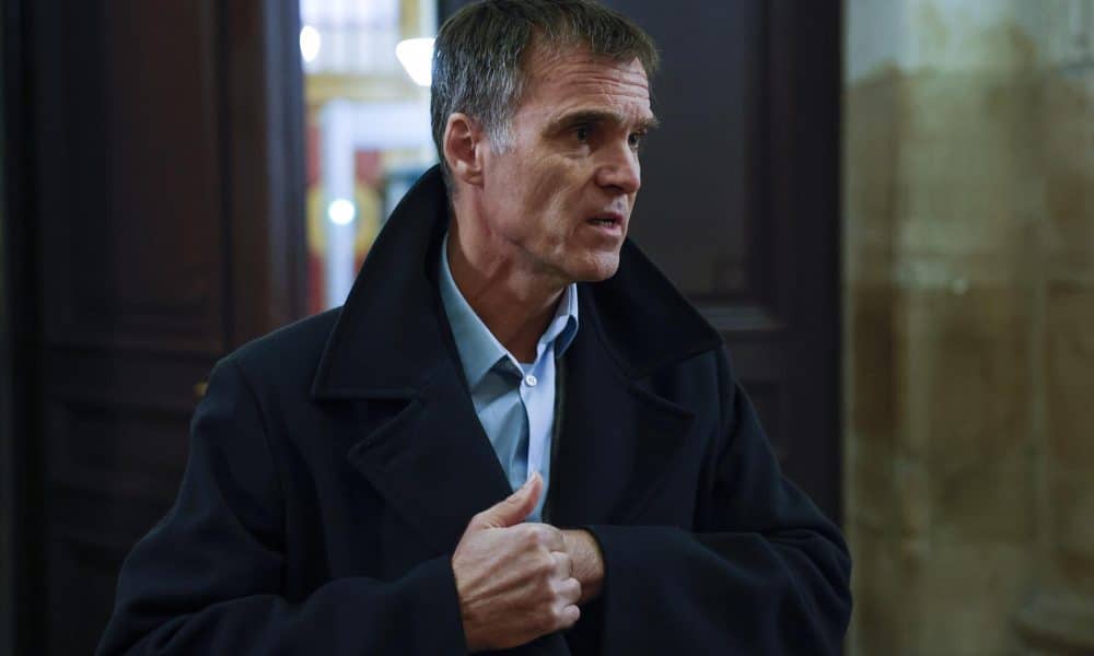 El abogado francés Laurent Pasquet asiste a la audiencia previa al juicio de apelación de José Antonio Urrutikoetxea Bengoechea, 'Josu Ternera', en París, el 8 de octubre de 2025. EFE/EPA/YOAN VALAT