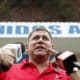 El periodista Mario Guevara habla con la prensa este viernes, en Olocuilta (El Salvador). EFE/Rodrigo Sura