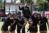 Fotografía del 25 de Octubre de 2025 de jugadoras de Las Jaguares Rugby Club, del Centro Universitario de Ixtlahuaca, celebrando durante un partido en Ixtlahuaca (México). EFE/ Mario Guzmán