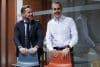 El financiero Marc Ciria (i) y el economista Ivan Cabeza (d), líderes de la plataforma 'Aturem la venda del Barça' (Paremos la venta del Barça) consideran que el club catalán debería recomprar la totalidad de Barça Studios, la palanca fallida de la junta presidida por Joan Laporta que está lastrando la economía de la entidad azulgrana. EFE/Toni Albir
