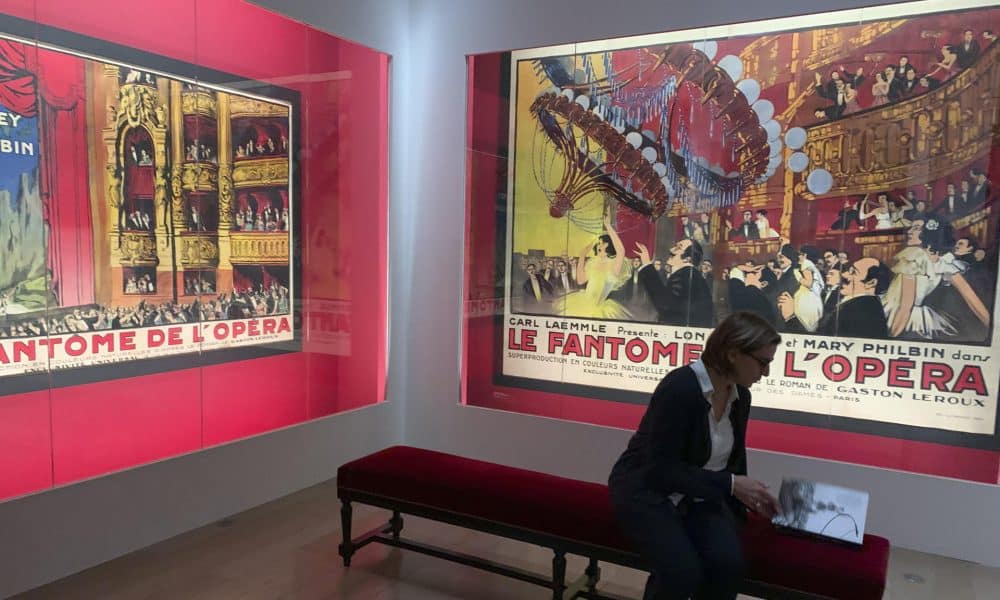 La Ópera de París inaugura en el histórico Palacio Garnier la exposición conmemorativa de los 150 años de su majestuosa sede. EFE/ Isabel Rodríguez Ramiro