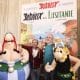 El novelista francés Fabcaro (i) y el dibujante francés Didier Conrad (d) posan durante la presentación del cómic 'Astérix en Lusitania' en la Embajada de Portugal en París, el 13 de octubre de 2025. EFE/EPA/Teresa Suarez