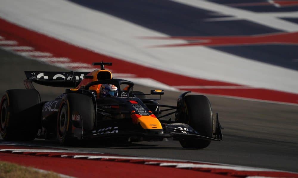 AUSTIN (EEUU), 17/10/2025.- El cuádruple campeón del mundo neerlandés Max Verstappen (Red Bull) durante la calificación para la prueba sprint del Gran Premio de Estados Unidos, el decimonoveno del Mundial de Fórmula Uno, que se disputa en el Circuito de las Américas de Austin, Texas. EFE/EPA/DUSTIN SAFRANEK