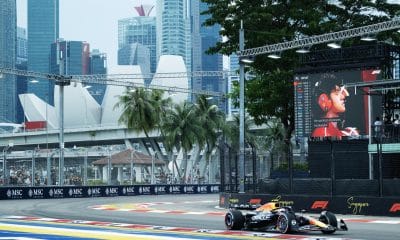 SINGAPORE (Singapore), 03/10/2025.- Red Bull Racing driver Yuki Tsunoda of Japan in action during a free practice session for the Formula One Singapore Grand Prix in Singapore, 03 October 2025. The 2025 Formula 1 Singapore Grand Prix is held at the Marina Bay Street Circuit on 05 October. (Fórmula Uno, Japón, Singapur) EFE/EPA/TOM WHITE