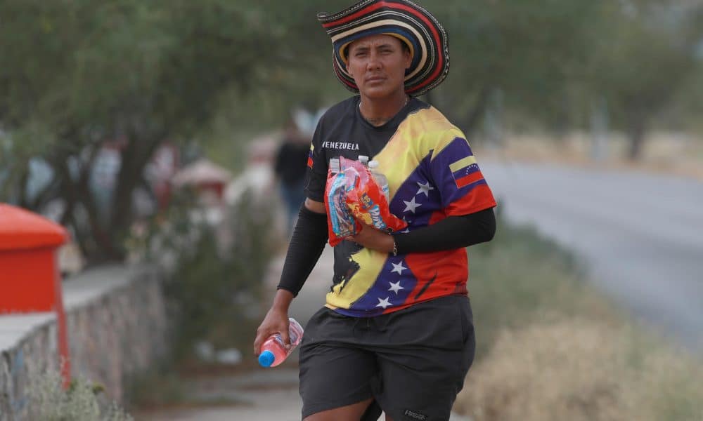 La migrante de Venezuela Eudis López posa durante una entrevista con EFE este martes, en Ciudad Juárez (México). EFE/ Luis Torres