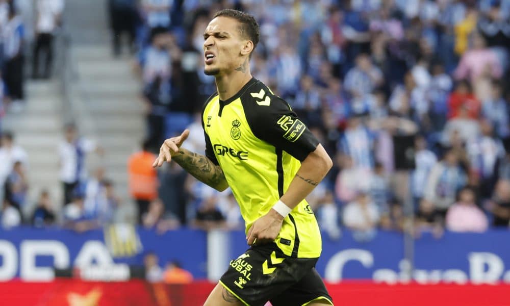 El delantero del Betis Antony dos Santosen el RCDE Stadium de Cornellá de Llobregat (Barcelona) en foto de archivo de Andreu Dalmau. EFE