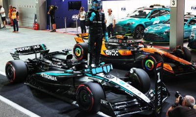 El piloto brtiánico de Mercedes Russell en el circuito de Marina Bay en Singapur. EFE/EPA/FAZRY ISMAI