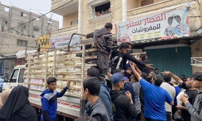 Un camión de distribución de ayuda en una calle de Rafah en una imagen de archivo. EFE/ Anas Baba