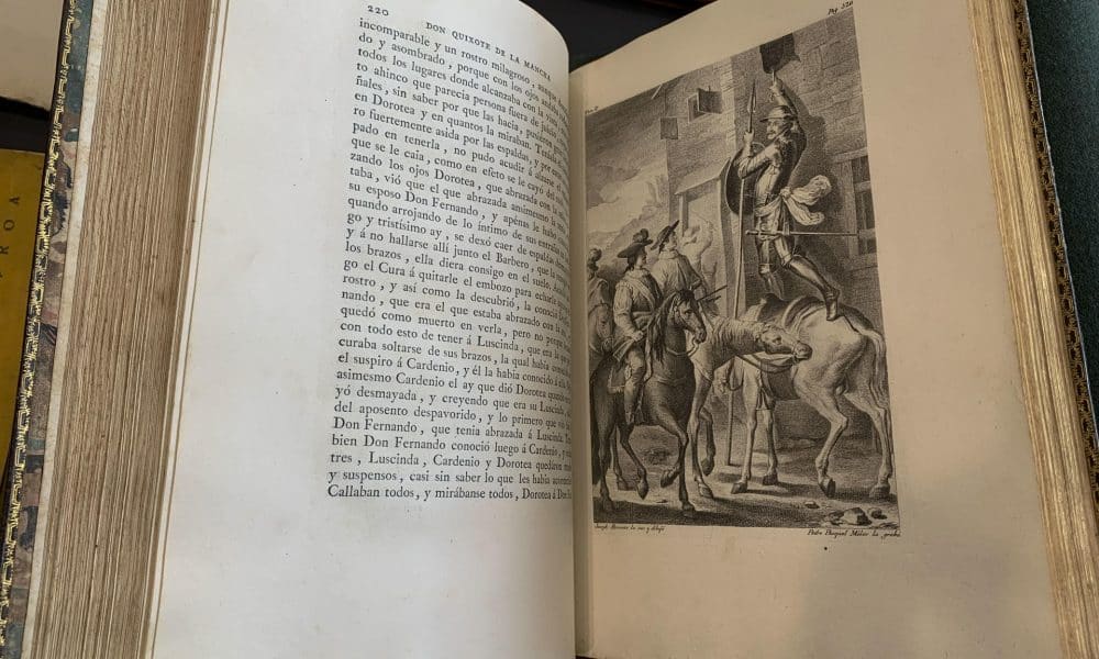 Ejemplar de 'El Ingenioso Hidalgo Don Quijote de la Mancha', impreso en Madrid en 1780 por Joaquín Ibarra. La venta de libros raros y manuscritos de Christie's París, prevista entre el 22 de octubre y el 5 de noviembre, incluye la colección completa de Louis de Clercq, fotógrafo francés del siglo XIX que viajó por Siria, Palestina, Egipto y España, así como un poema manuscrito de Federico García Lorca, dibujos de Goya y una edición del Quijote de 1780. EFE/ Isabel Rodríguez Ramiro
