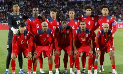 Selección de Cuba forman en el Mundial Sub-20 de Chile. EFE/Esteban Garay