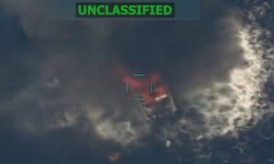 Captura de pantalla de un video publicado en la cuenta oficial de la red social X @SecWar del secretario del Departamento de Defensa estadounidense, Pete Hegseth, que muestra un ataque contra una embarcación en aguas del océano Pacífico. EFE/ @secwar