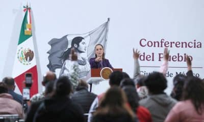 La presidenta de México, Claudia Sheinbaum, habla durante una rueda de prensa este jueves en Palacio Nacional de la Ciudad de México (México).  EFE/Mario Guzmán