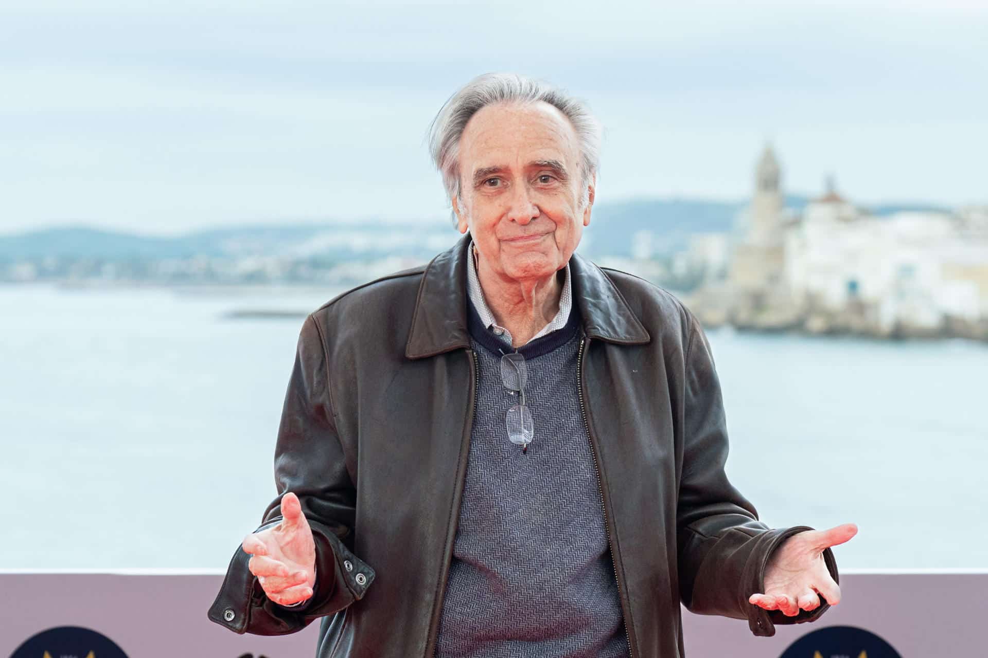 Joe Dante, director de películas míticas del género como 'Piraña', 'Gremlins' o 'The Twilight Zone' o 'Masters of Horror', a su llegada a Sitges este sábado un día antes de recibir el Gran Premio Honorífico del Festival de Cine. EFE/Siu Wu