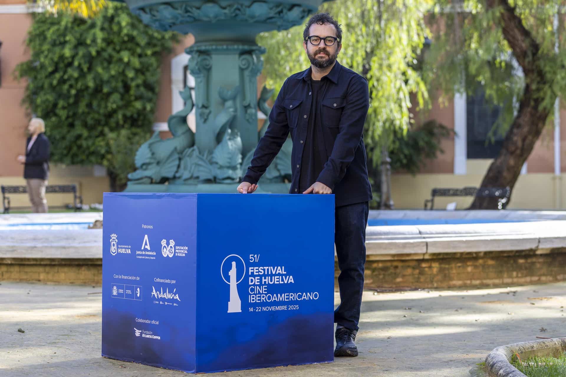 El director José Manuel Cravioto durante la presentación de la película 'Autos, Mota y Rocanrol' dentro de la Sección Oficial de Largometrajes de la 51 edición del Festival de Huelva Cine Iberoamericano. EFE/Alberto Díaz