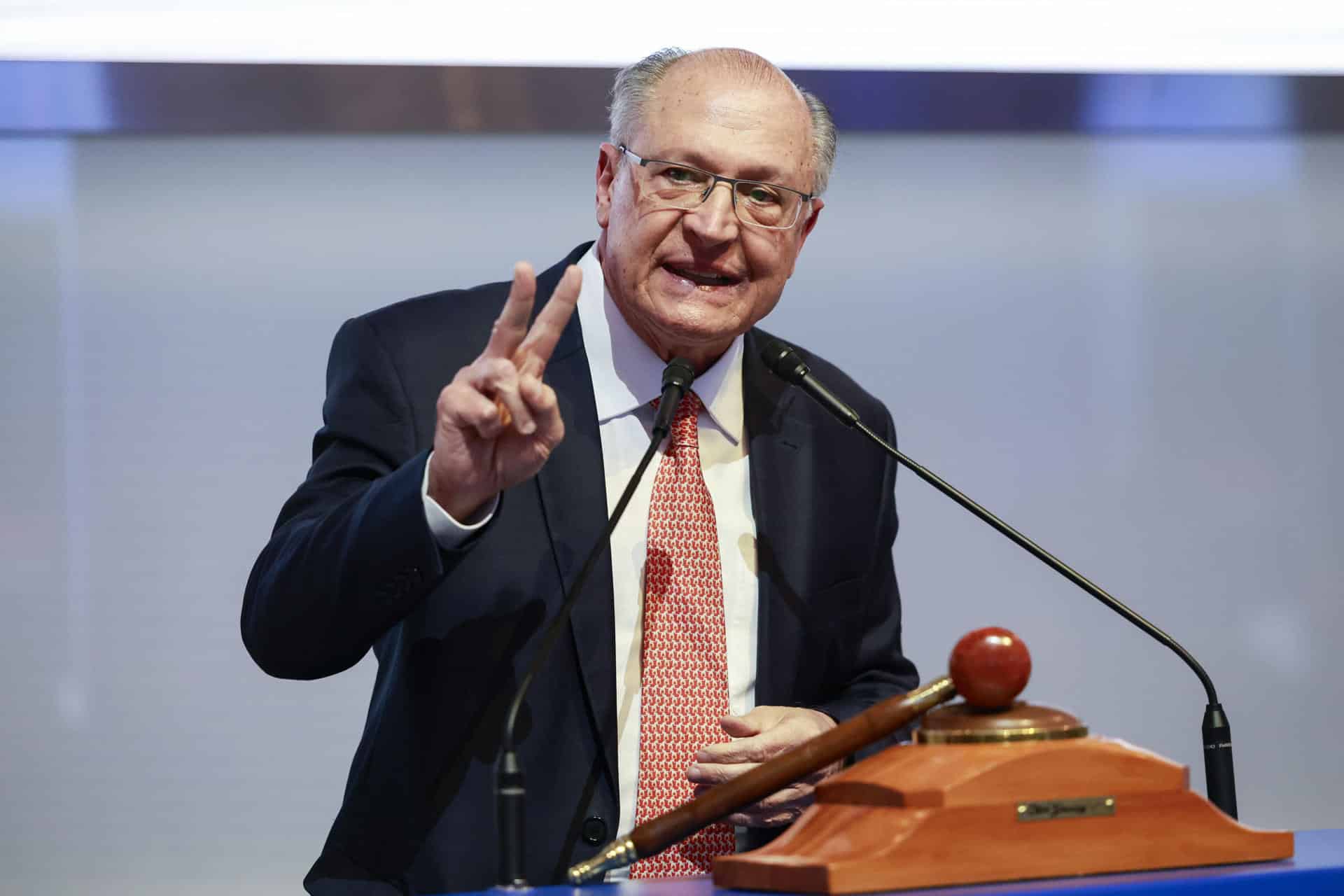 Fotografía de archivo del vicepresidente de Brasil, Geraldo Alckmin, durante un acto público, en Sao Paulo (Brasil). EFE/Sebastiao Moreira