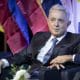El expresidente de Colombia, Álvaro Uribe, reacciona durante el X Diálogo Presidencial sobre 'Latinoamérica y el fin de sus dictaduras' organizado por el Grupo IDEA este miércoles, en la universidad de Miami Dade College (MDC), en Miami (EE.UU.). EFE/ Marco Bello