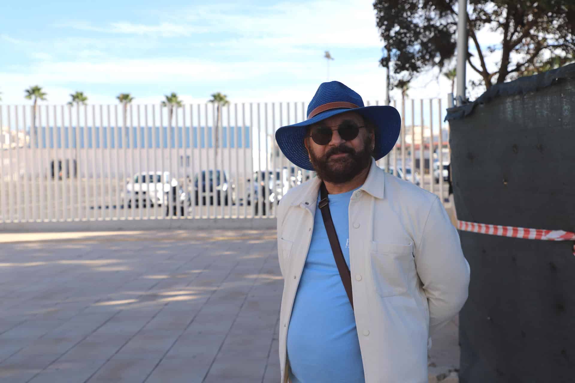 El cantaor español Juan Rafael Cortés 'Duquende', uno de los más reconocidos de la escena nacional, durante una entrevista con EFE en la que ha considerado que este arte "perdura y perdurará" pero tiene claro que "se acabó" la época de "los grandes maestros". EFE/Rafael Peña