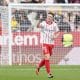 El delantero ucraniano del Girona Viktor Tsygankov celebra el gol conseguido durante el partido de Liga contra el Alavés, en el estadio municipal de Montilivi. EFE/David Borrat.
