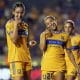 Diana Ordoñez (i) y Barbara Olivieri (d) de Tigres celebran un gol en un partido de las semifinales del torneo Apertura 2025 de la Liga MX Femenil entre Tigres y Cruz Azul en el estadio Universitario, en San Nicolás de los Garza, Nuevo León (México). EFE/ Antonio Ojeda
