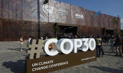 La trigésima cumbre climática de la ONU (COP30) empieza oficialmente este lunes en la ciudad de Belém, en la Amazonía brasileña, con una larga lista de tareas pendientes y la misión de poner freno a la creciente ola de negacionismo. EFE/ Antonio Lacerda