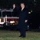El presidente de Estados Unidos, Donald J. Trump, parte hacia Palm Beach, Florida, desde la Casa Blanca, en Washington, D.C.. EFE/EPA/AARON SCHWARTZ