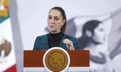 La presidenta de México Claudia Sheinbaum, habla durante una rueda de prensa este martes en Palacio Nacional de la Ciudad de México (México). EFE/Sáshenka Gutiérrez