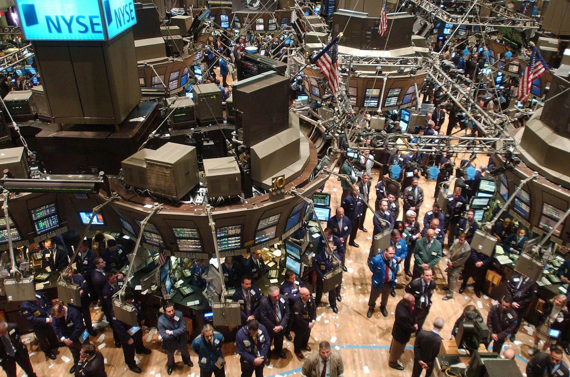 Fotografía de archivo de una panorámica de la bolsa de Nueva York. EPA/Justin LANE