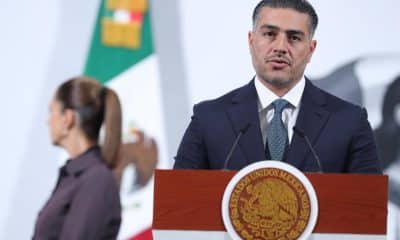El secretario de Seguridad y Protección Ciudadana, Omar García Harfuch, habla en la rueda de prensa diaria de la presidenta de México, Claudia Sheinbaum, en Palacio Nacional de la Ciudad de México (México). Imagen de archivo. EFE/Mario Guzmán