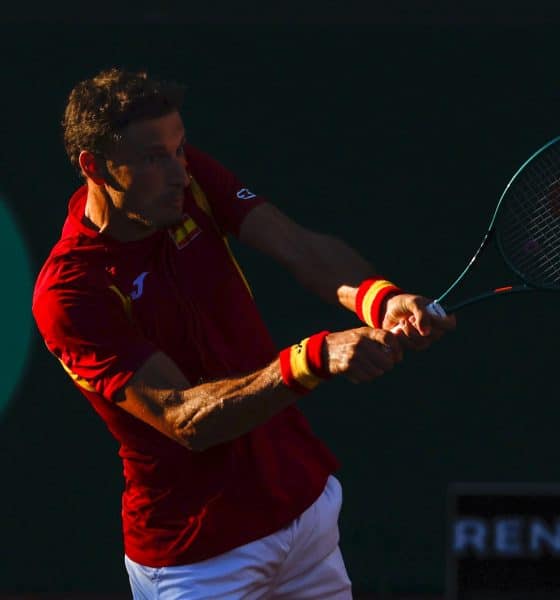 Imagen de archivo del tenista español Pablo Carreño durante un partido de la Copa Davis disputado en el club de tenis Puente Romano en Marbella.- EFE/ Jorge Zapata