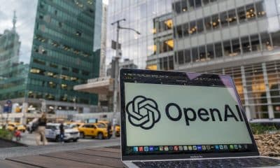 Fotografía de archivo de un computador con el logo de OpenAI, en Nueva York (Estados Unidos). EFE/ Angel Colmenares
