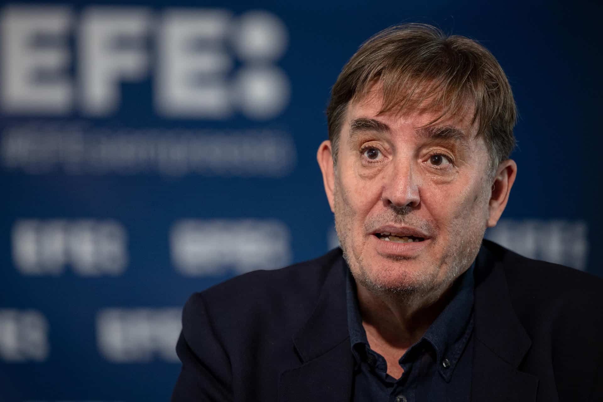 Fotografía de archivo del director del Instituto Cervantes, Luis García Montero, durante una entrevista con EFE. EFE/Daniel González