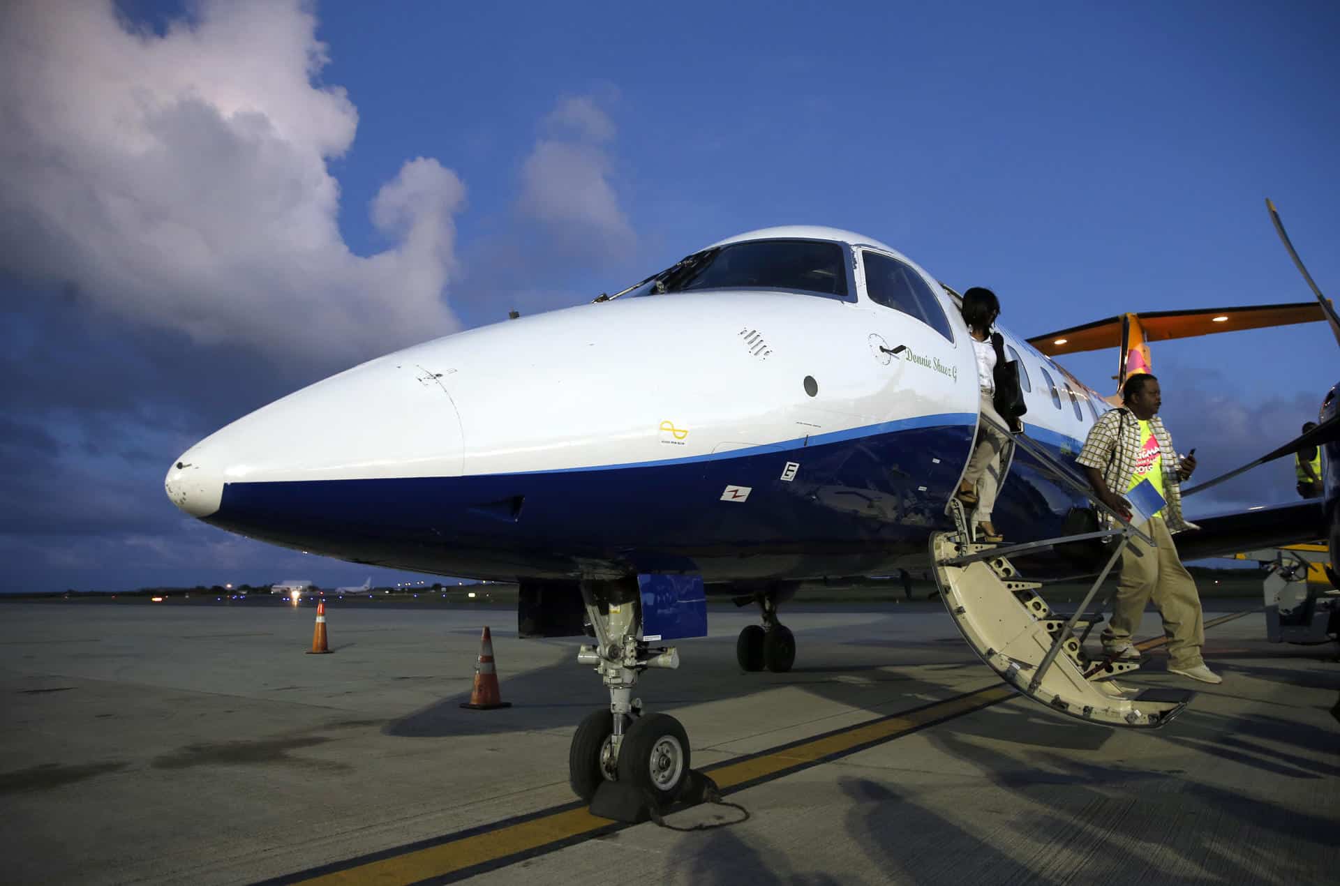 La compañía interCaribbean Airways anunció este lunes nuevos vuelos sin escalas entre San Juan de Puerto Rico (SJU) y San Cristóbal (SKB), a partir del 18 de diciembre de 2025. Imagen de archivo. EFE/Orlando Barría