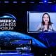 María Corina Machado, ganadora del Premio Nobel de la Paz 2025 (d), interviene por videoconferencia junto al alcalde de Miami, Francis Suárez, presidente de la junta directiva del America Business Forum, durante la edición inaugural del foro en Estados Unidos, celebrada en el Kaseya Center de Miami, Florida, EE.UU. . EFE/EPA/CRISTOBAL HERRERA-ULASHKEVICH