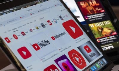 Fotografía de archivo del 12 de febrero del 2025 que muestra el logo de YouTube, en Nueva York (Estados Unidos). EFE/ Ángel Colmenares / ARCHIVO