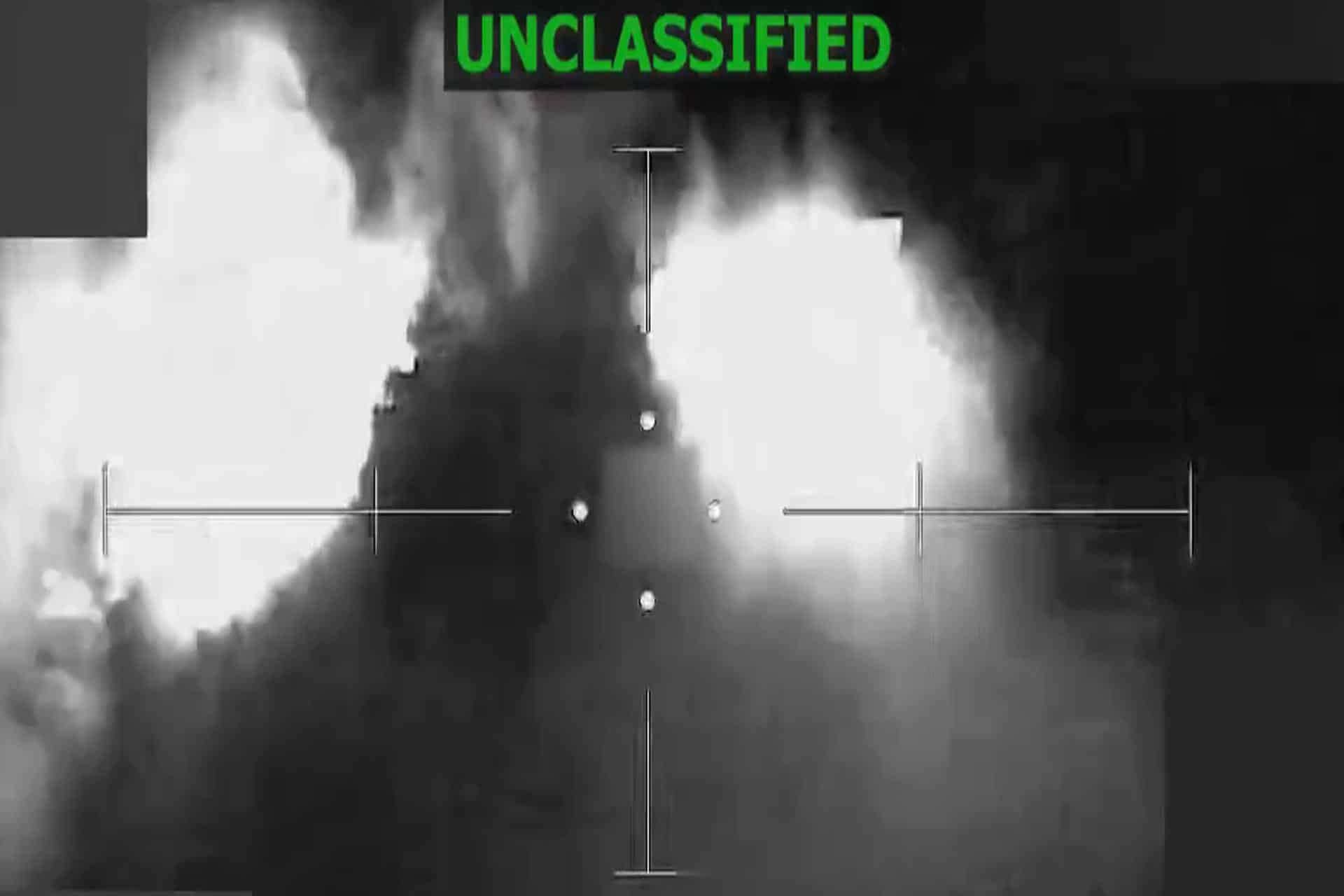 Captura de pantalla tomada de la cuenta oficial de X del Comando Sur de EE.UU @Southcom que muestra la destrucción de una lancha durante la Operación Lanza del Sur en aguas internacionales. EFE/ @southcom /SOLO USO EDITORIAL/ NO VENTAS/ SOLO DISPONIBLE PARA ILUSTRAR LA NOTICIA QUE ACOMPAÑA (CRÉDITO OBLIGATORIO)