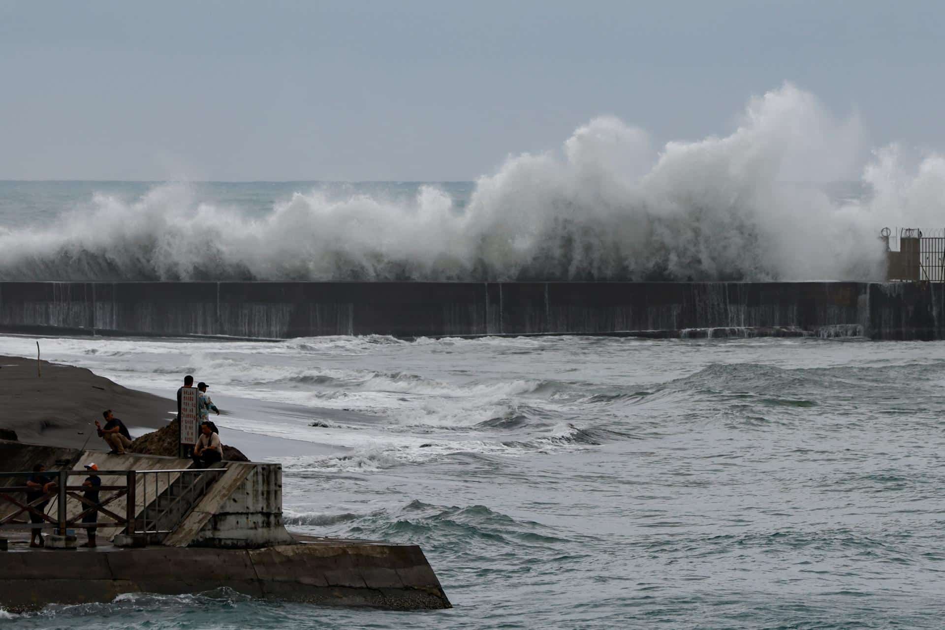 EFE/EPA/RITCHIE B. TONGO