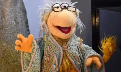 Detalle de la marioneta de la tía Granny de los 'Fraggle Rock' ofrecida a la venta en una subasta del local Julien's Auctions, en Gardena (California , EE.UU.).​ EFE/Mónica Rubalcava