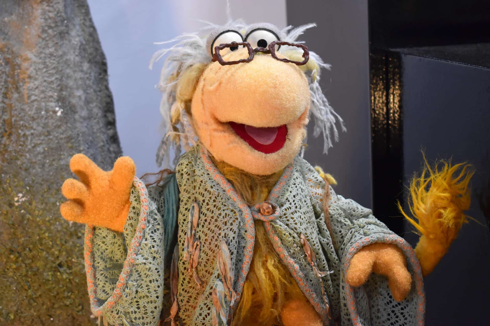 Detalle de la marioneta de la tía Granny de los 'Fraggle Rock' ofrecida a la venta en una subasta del local Julien's Auctions, en Gardena (California , EE.UU.).​ EFE/Mónica Rubalcava