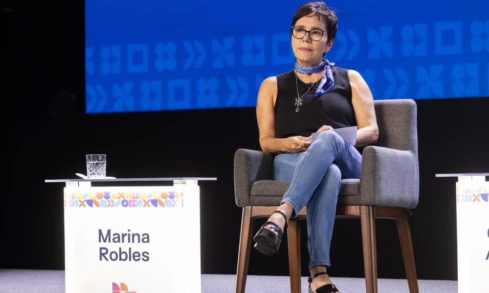 Fotografía cedida por Summit 2025 Foro Mar de Cortés, que muestra a la subsecretaria de Biodiversidad y Restauración Ambiental de México (Semarnat), Marina Robles, durante su intervención en un foro en Los Cabos, Baja California Sur (México). EFE/Summit 2025 Foro Mar de Cortés/SOLO USO EDITORIAL/ NO VENTAS/ SOLO DISPONIBLE PARA ILUSTRAR LA NOTICIA QUE ACOMPAÑA (CRÉDITO OBLIGATORIO)