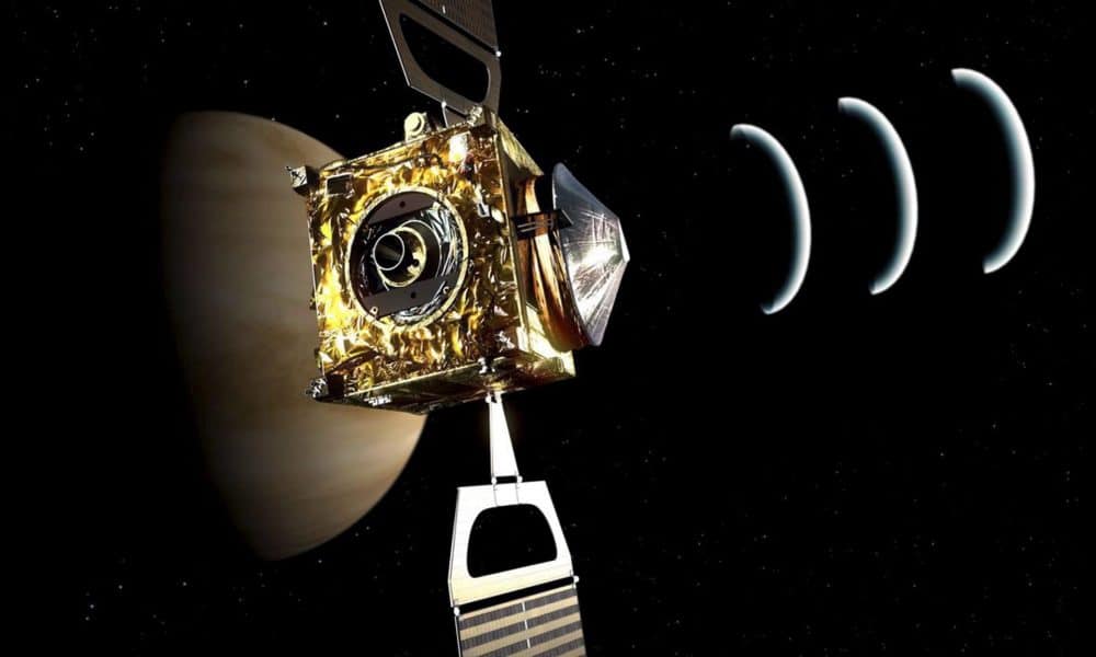 GER3 FRANCFORT (ALEMANIA) 11/04/06. Gráfico realizado por ordenador de la nave europea Venus Express que, hoy martes 11 de abril, entró con éxito en la órbita del planeta más cercano a la Tierra con el fin estudiar su enigmática atmósfera, sobre todo el efecto invernadero. Según informó hoy la Agencia Espacial Europea (ESA) en su centro de control en Darmstadt (oeste de Alemania), la maniobra se inició con el encendido del motor principal a las 07.17 horas GMT y posteriormente la sonda se dirigió en la dirección correcta. EFE/ESA AOES MEDIALAB/ EFE ARCHIVO