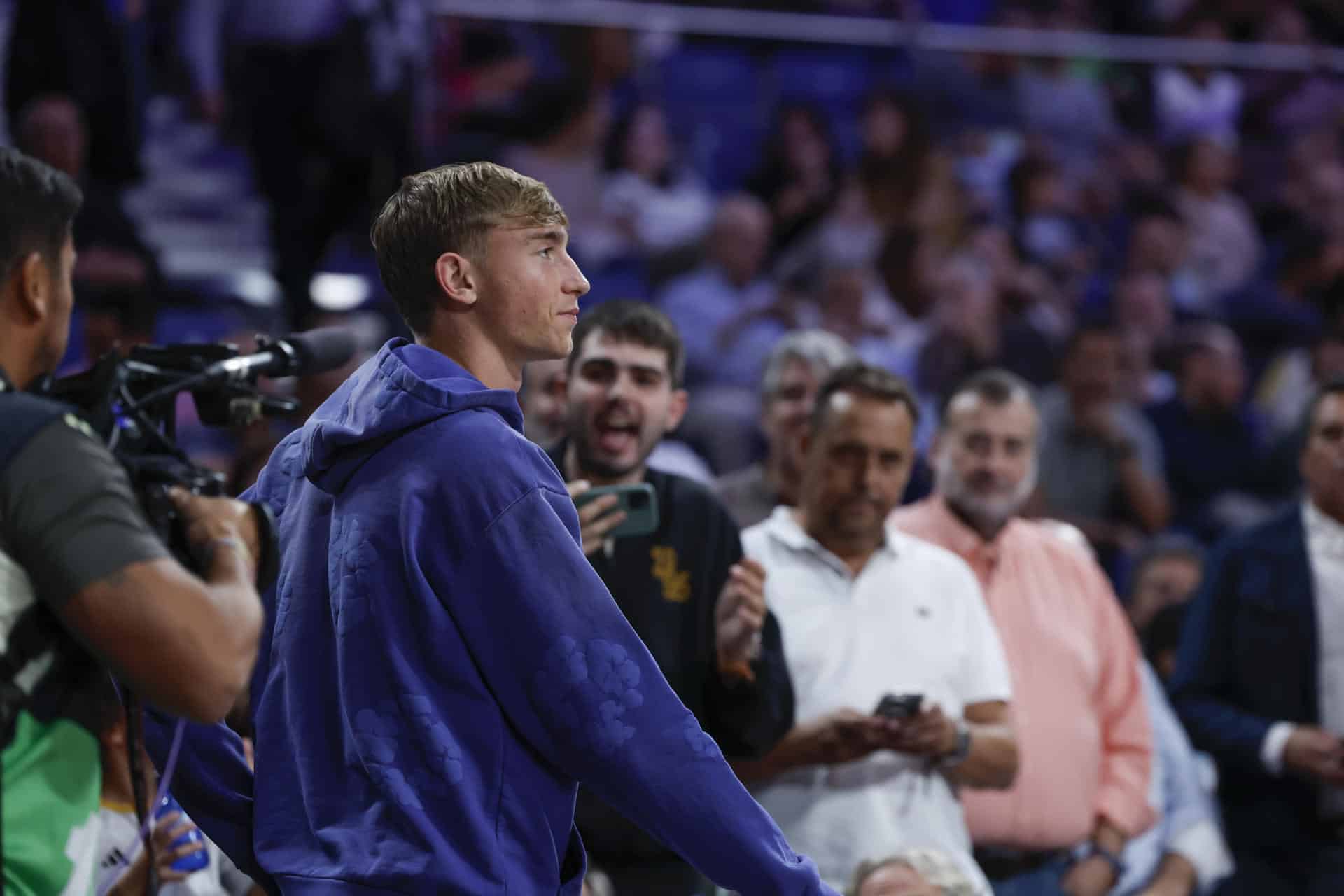 Fotografía de Juanjo Martín, en la que puede verse en una imagen de archivo del 9 de octubre de 2025 al futbolista del Real Madrid Dean Huijsen. EFE